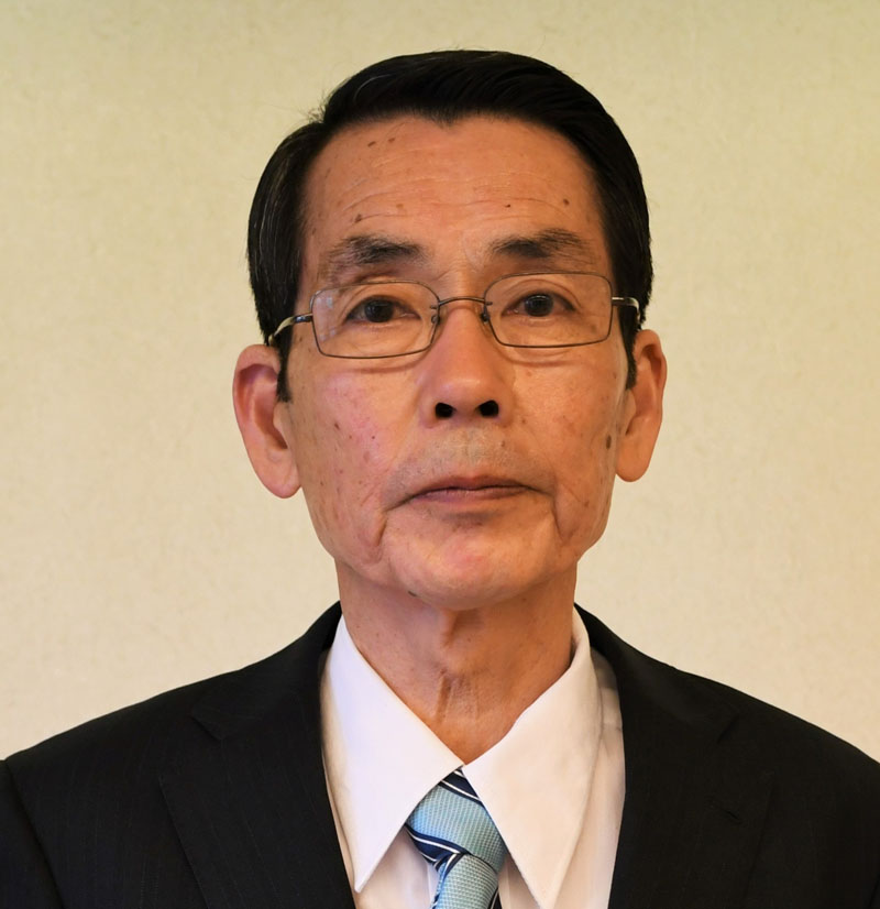 菅沢久氏